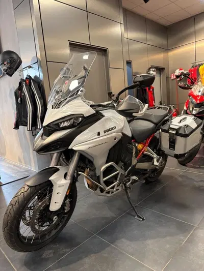 Ducati Multistrada V4 S (2021 - 24) usata