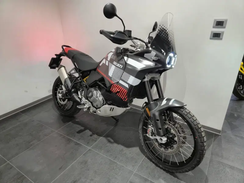Ducati DesertX (2022 - 25) (2)