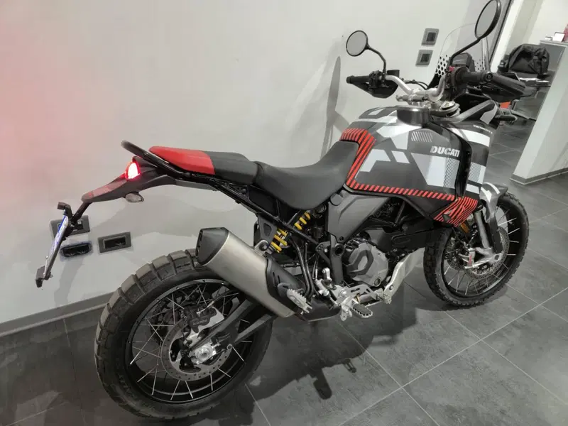 Ducati DesertX (2022 - 25) (4)