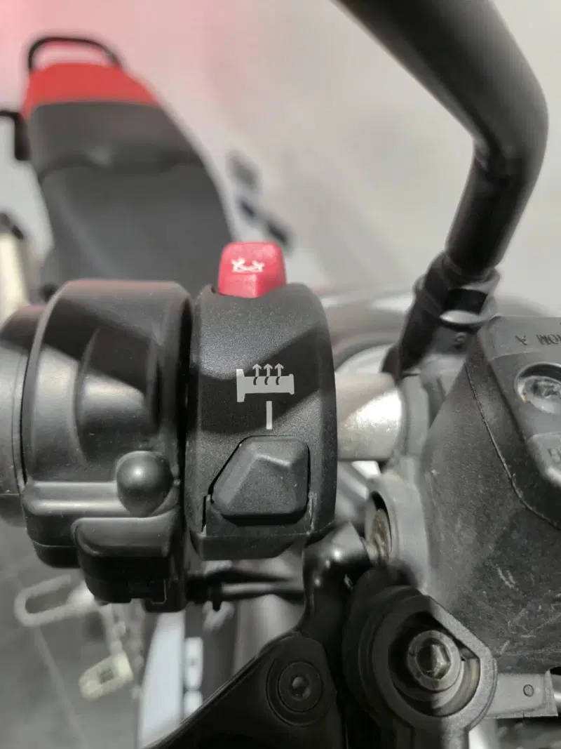 Ducati DesertX (2022 - 25) (16)