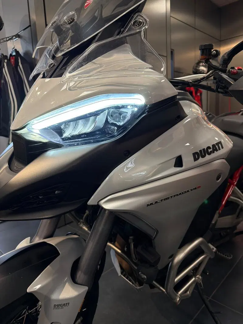 Ducati Multistrada V4 S (2021 - 24) (19)