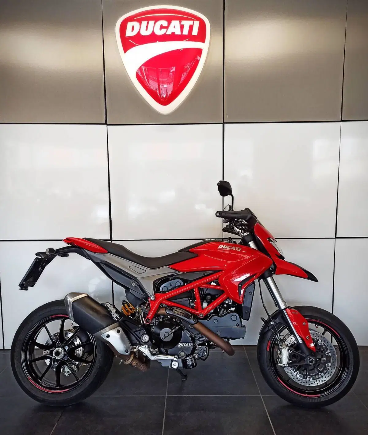 Ducati Hyperstrada 821 (2013 - 15)