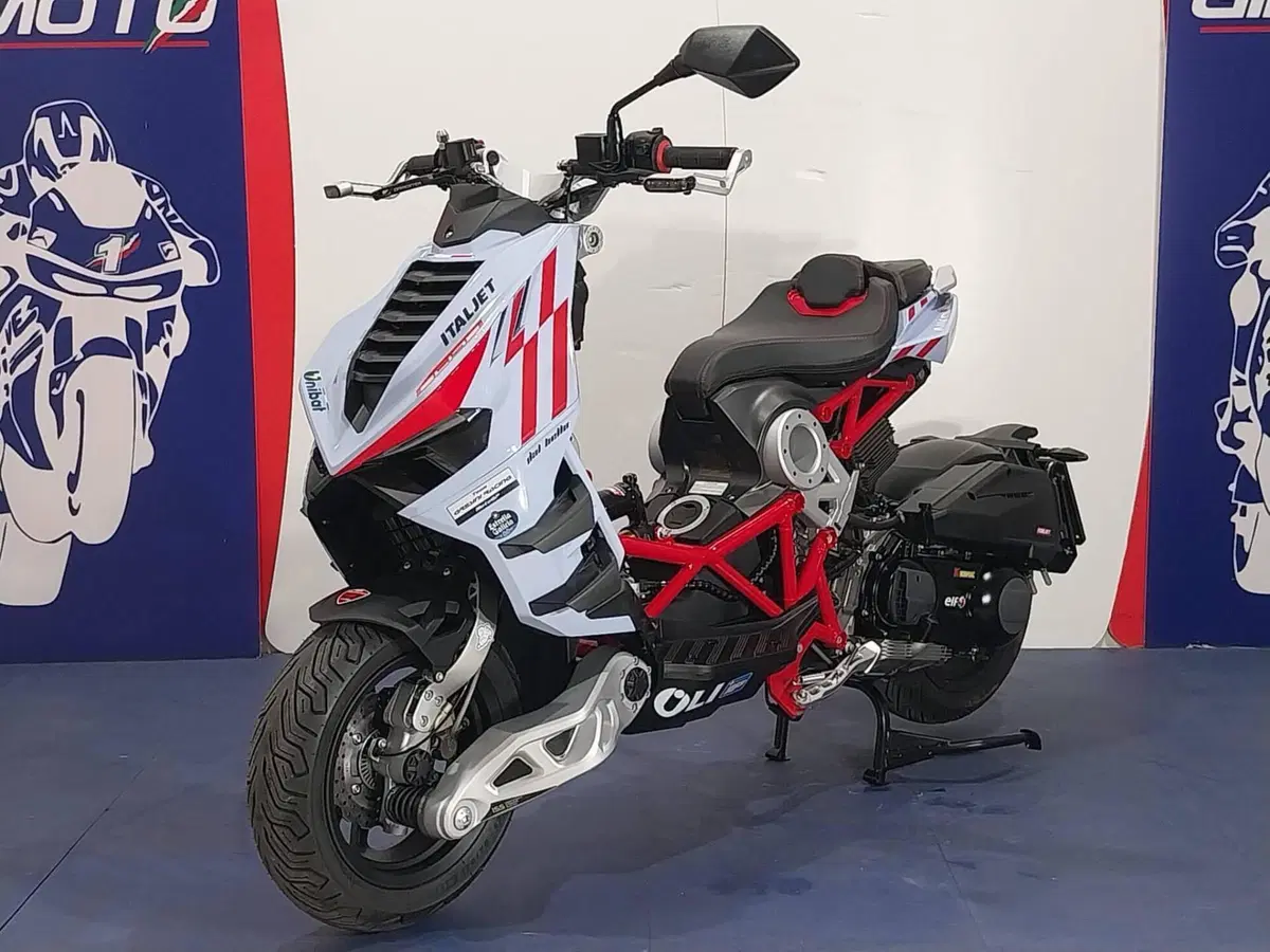 Italjet Moto Dragster 300 (2024) (3)