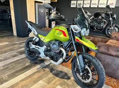 Moto Guzzi V85 Strada (2024 - 26) nuova