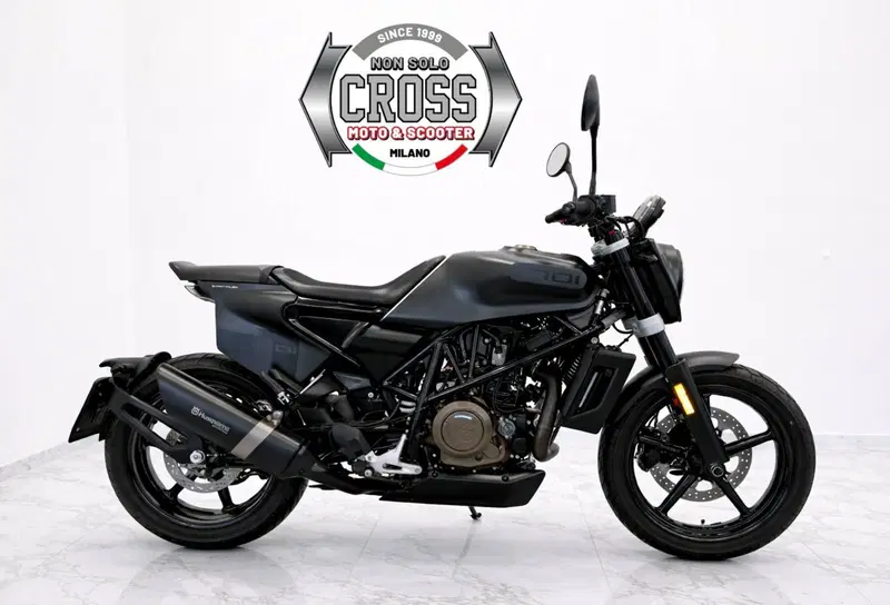 Husqvarna Svartpilen 701 (2020) (4)