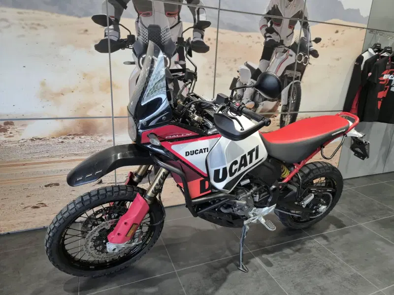 Ducati DesertX Rally (2024 - 25) (2)