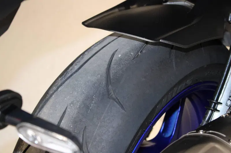 Yamaha MT-10 SP (2022 - 25) (8)