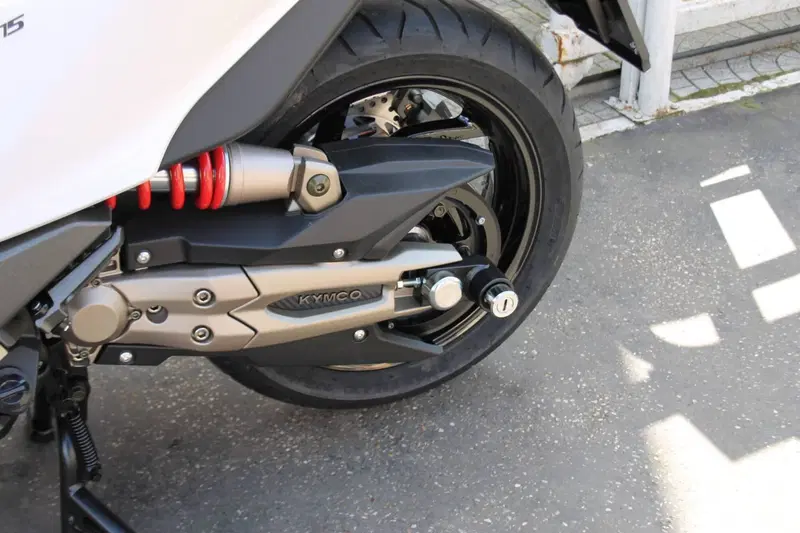 Kymco AK 550 Premium (2023 - 25) (2)