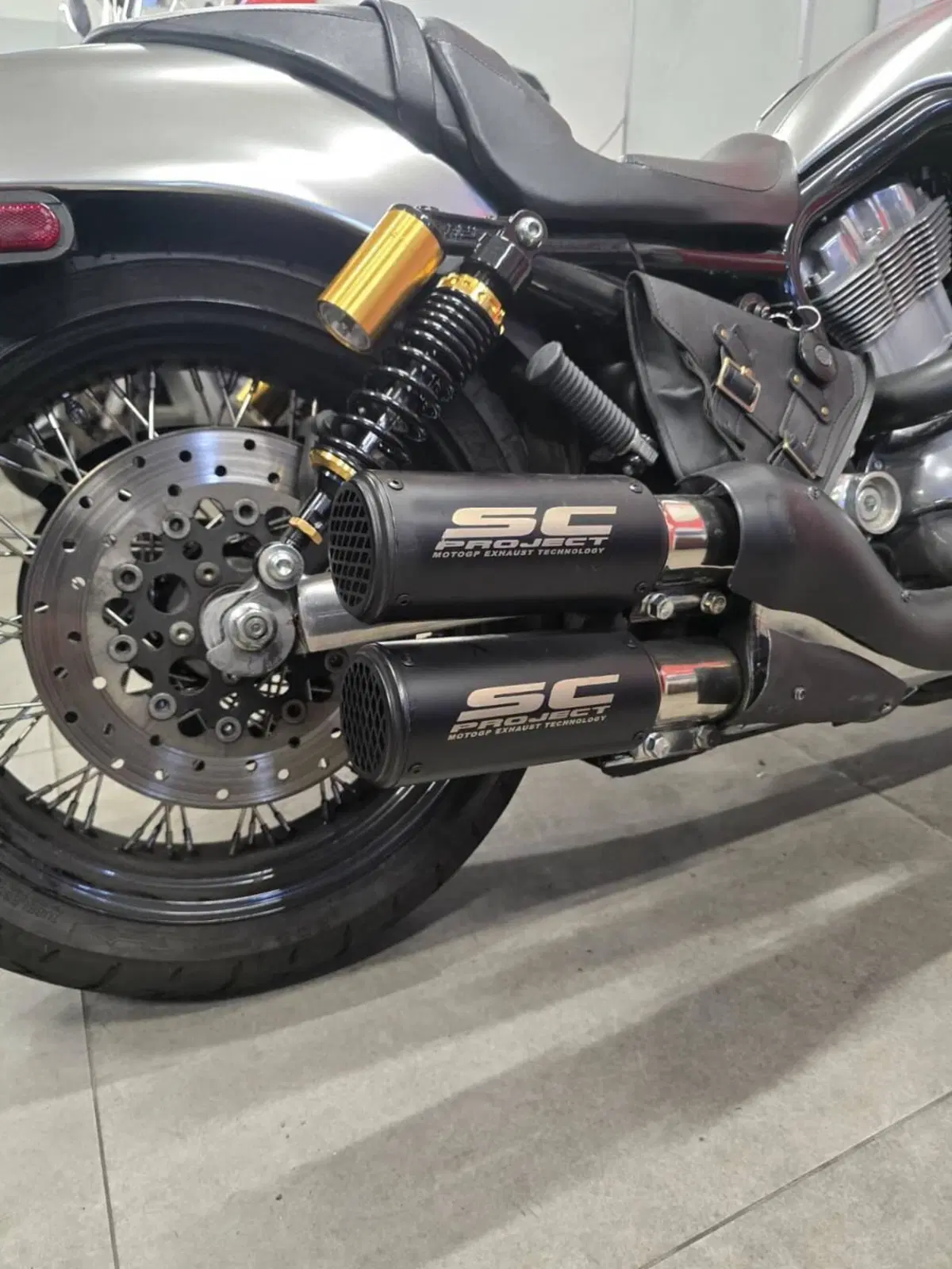 Harley-Davidson 1130 V-ROD (2002 - 05) - VRSCB (6)
