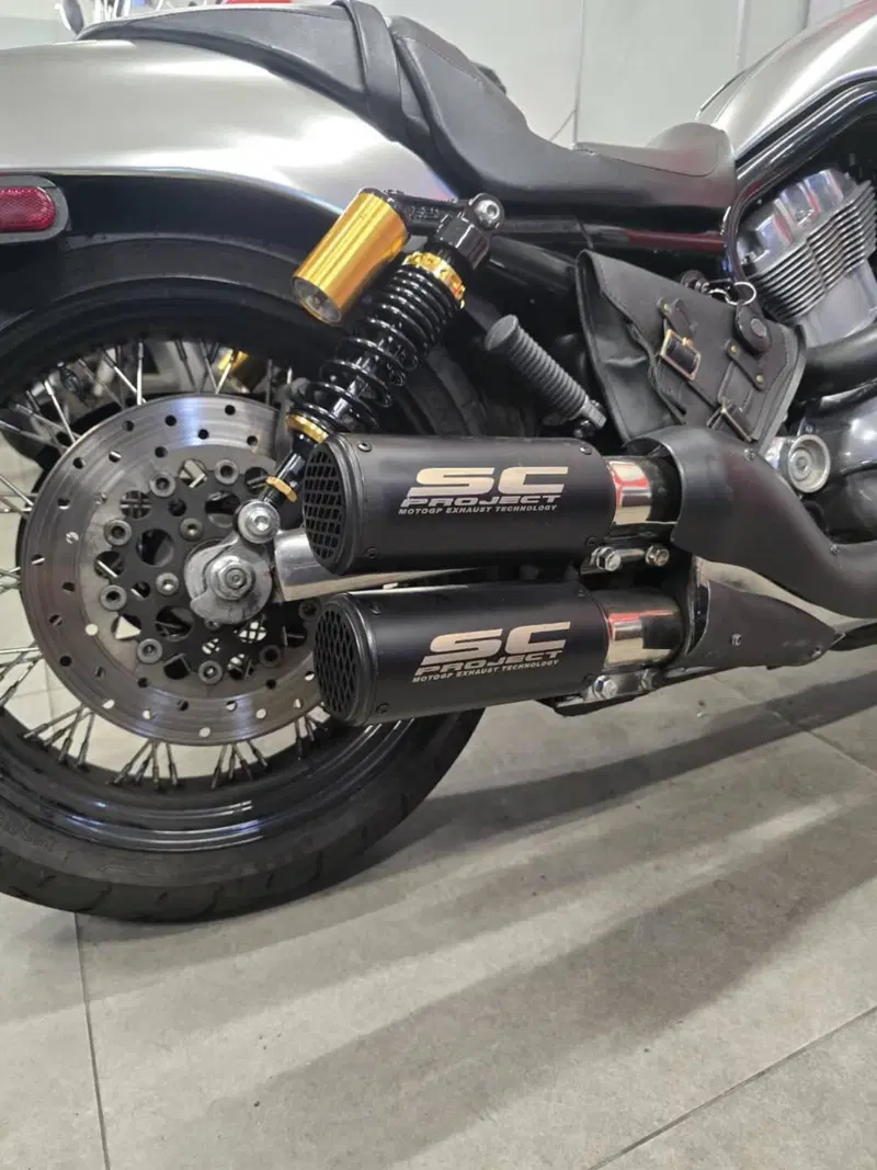 Harley-Davidson 1130 V-ROD (2002 - 05) - VRSCB (6)