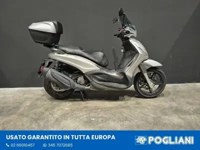 Piaggio Beverly 350 SportTouring ie ABS (2011 - 17) usata