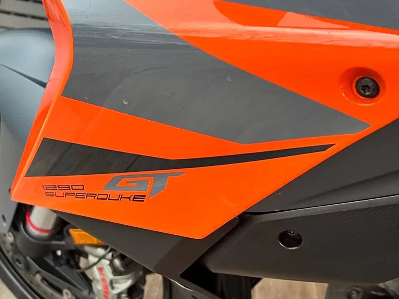 KTM 1290 Super Duke GT (2022 - 25) (12)