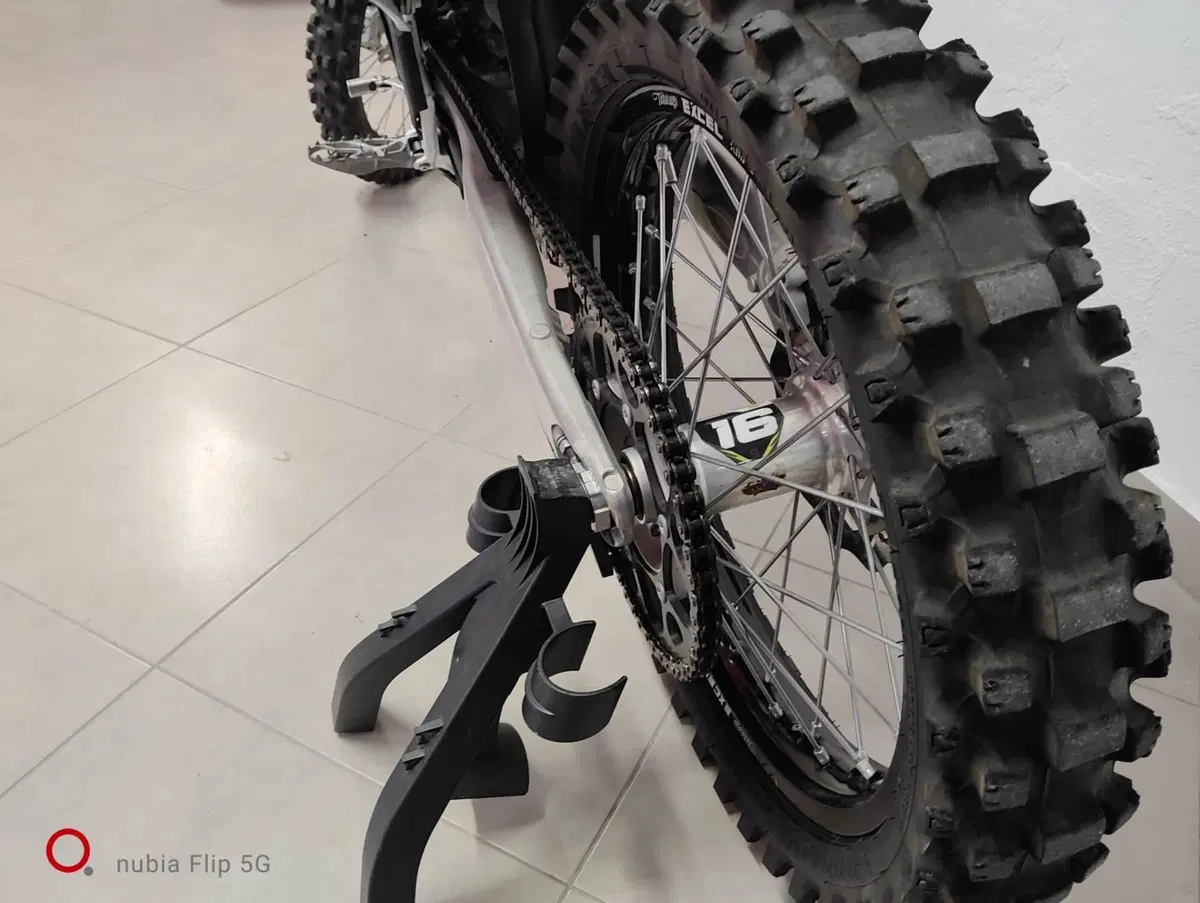 Husqvarna TC 125 Heritage (2023) (13)