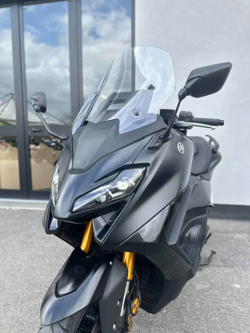 Yamaha T-Max 560 Tech Max (2022 - 24) (11)