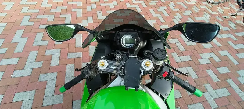 Kawasaki Ninja 636 ZX-6R (2003 - 04) (3)