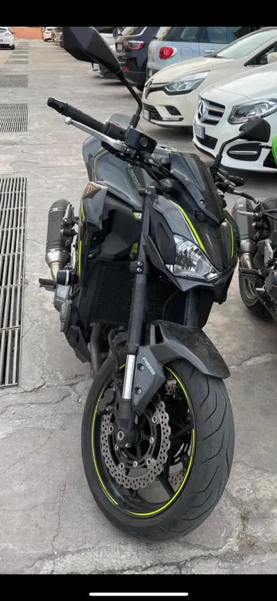 Kawasaki Z 900 (2017 - 18) usata
