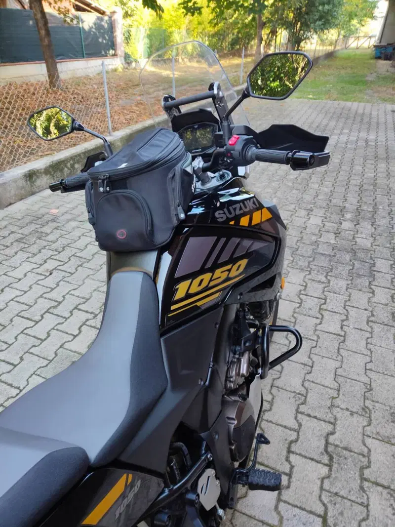 Suzuki V-Strom 1050XT (2020 - 23) (8)