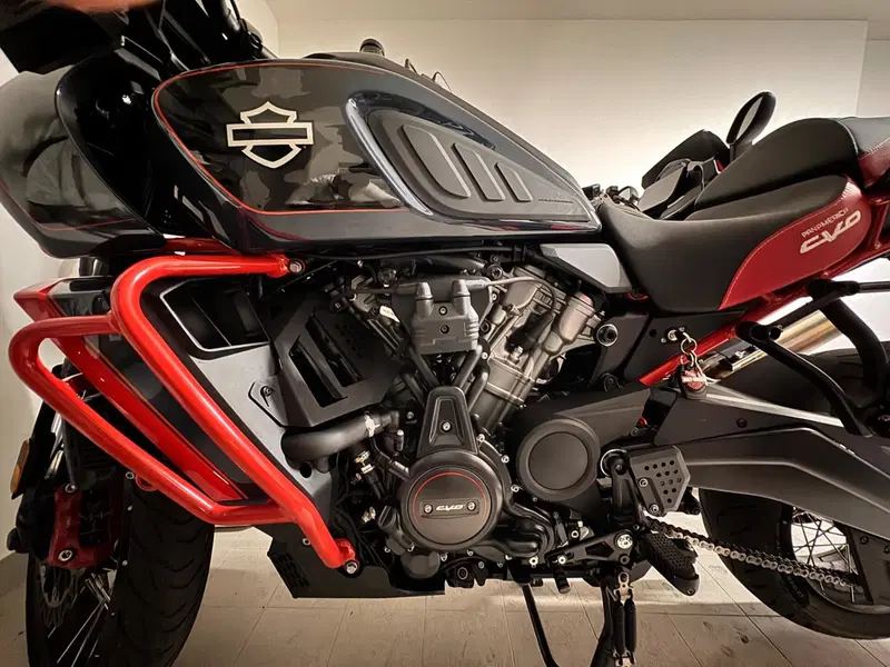 Harley-Davidson CVO Pan America (2025 - 26) (10)