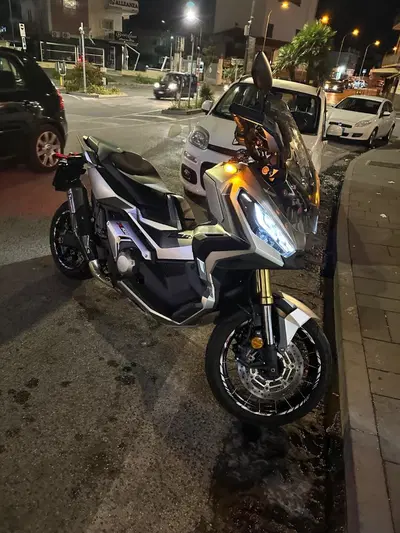 Honda X-ADV 750 DCT Adventure (2021 - 24) usata