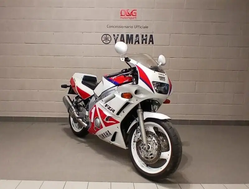 Yamaha FZR 600 (1991 - 93) (2)