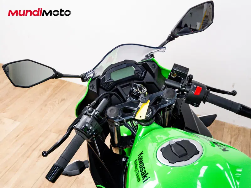 Kawasaki Ninja 125 (2025 - 26) (5)
