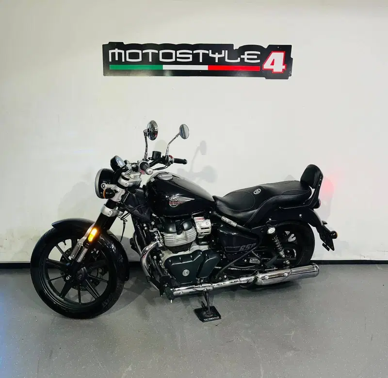 Royal Enfield Super Meteor 650 (2023 - 26) (2)