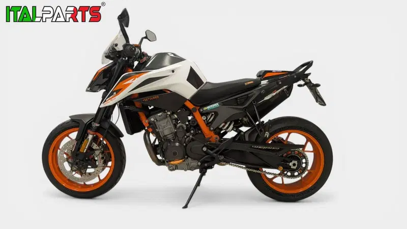 KTM 890 Duke R (2021) (3)