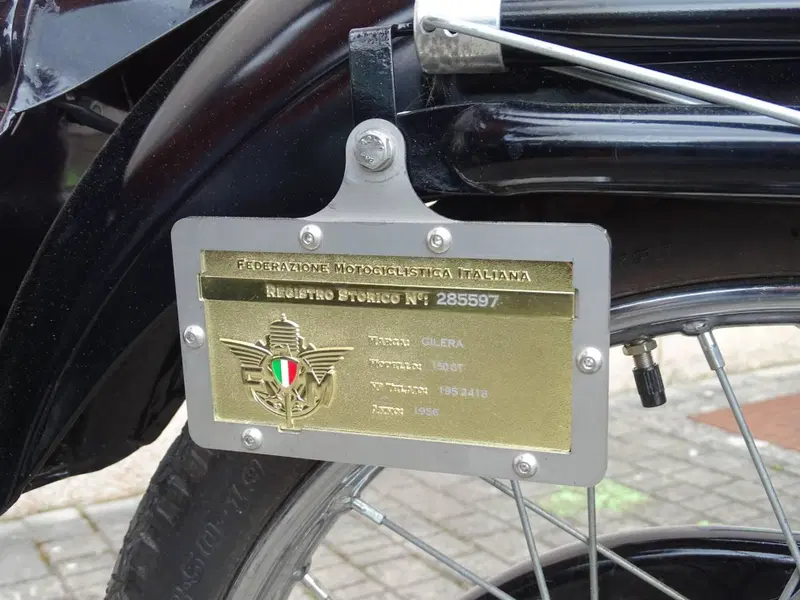 Gilera GT150 (13)