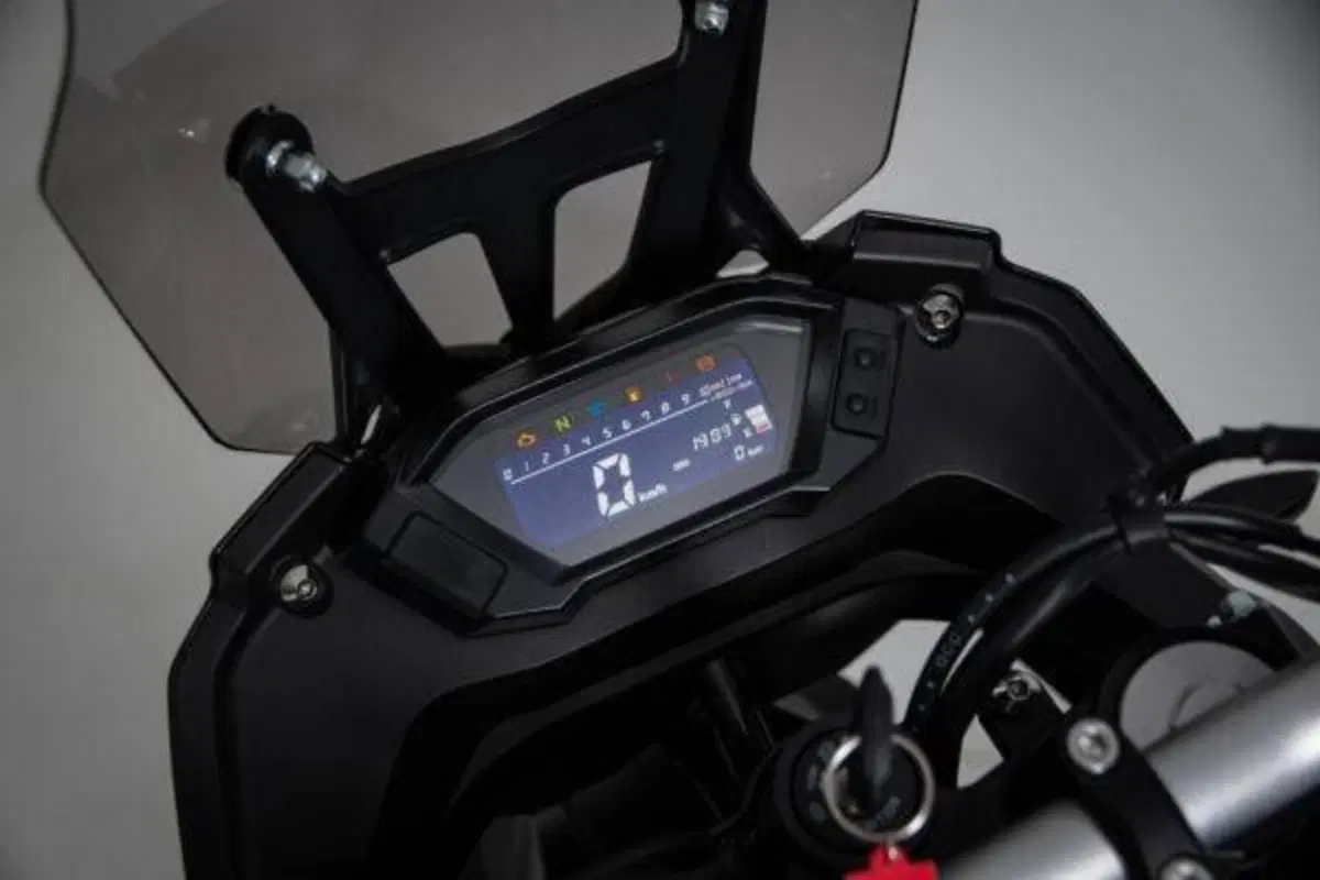 Voge Valico 300 Rally (2022 - 26) (14)