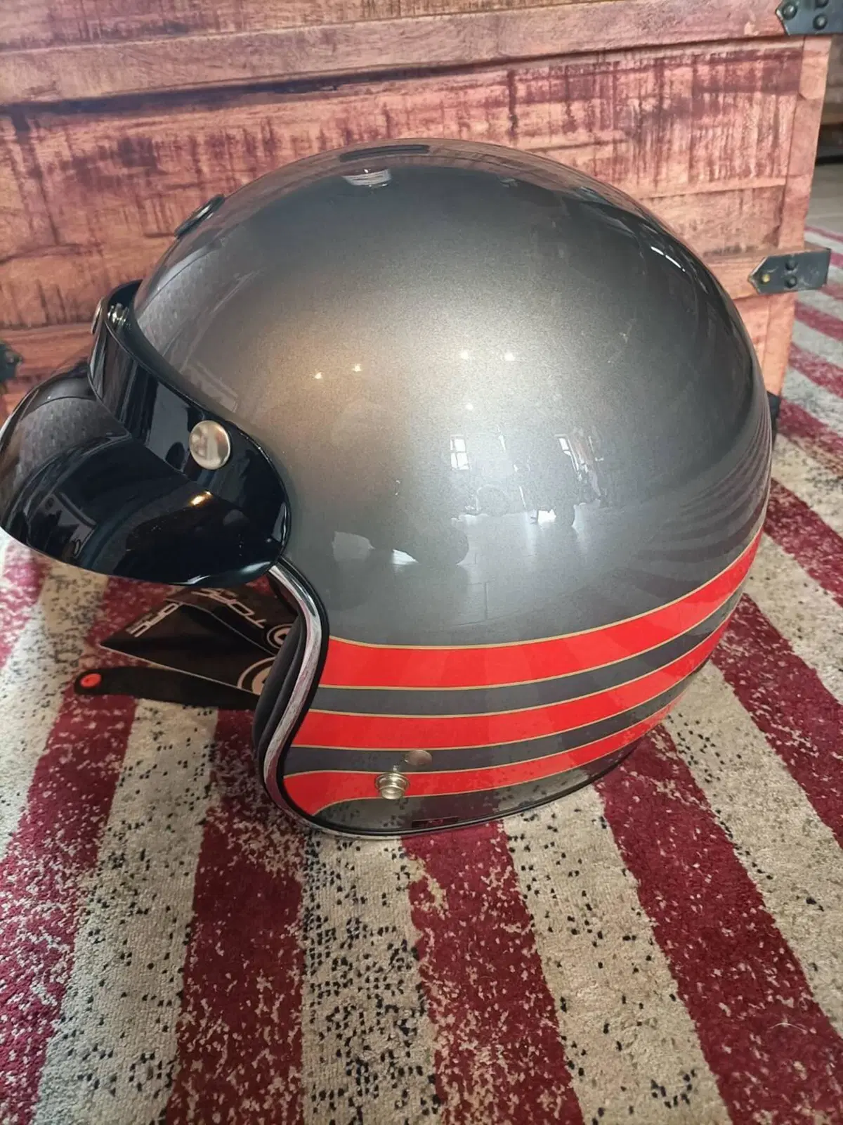 Casco Torc Fastlane (2)