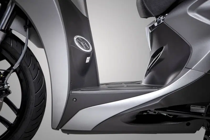 Kymco People 125i S ABS (2024 - 26) (15)