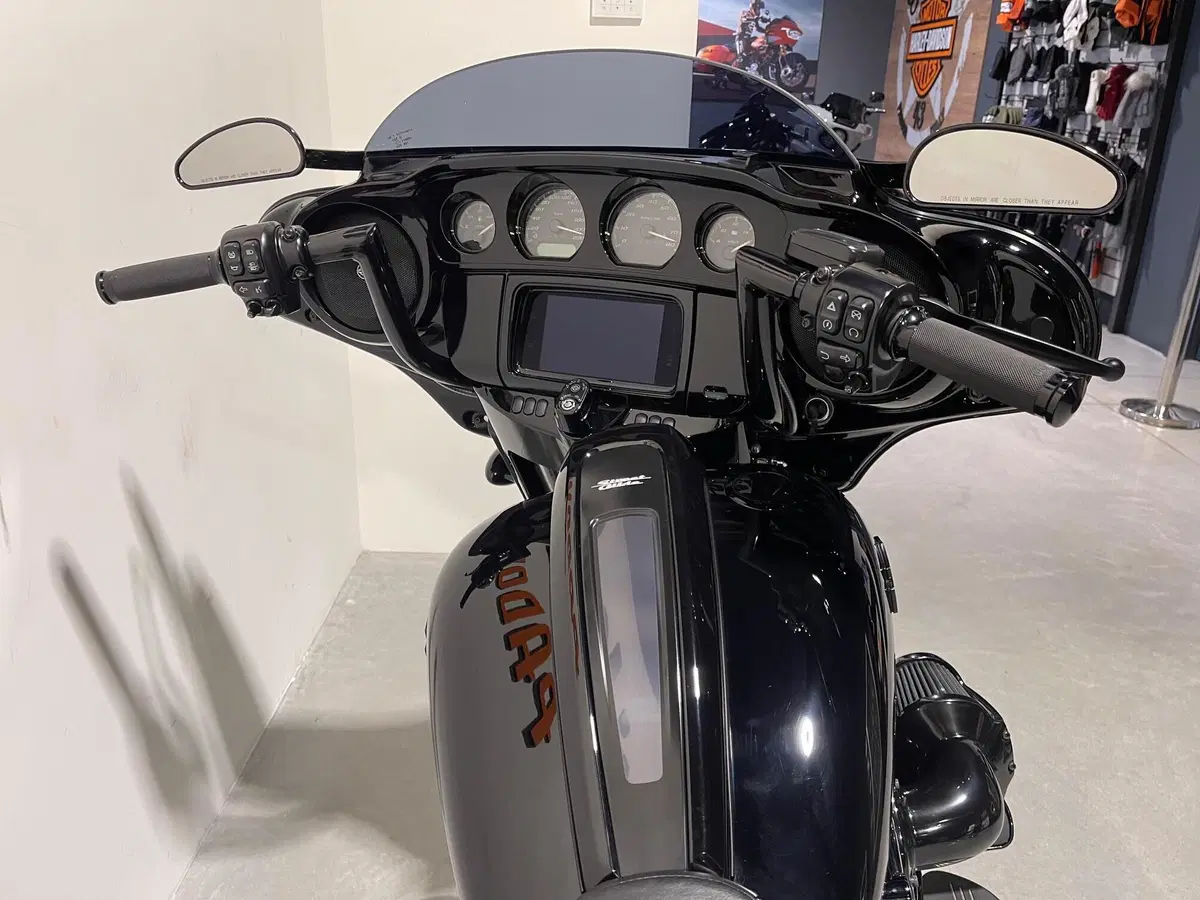 Harley-Davidson Street Glide ST (2022 - 23) (5)