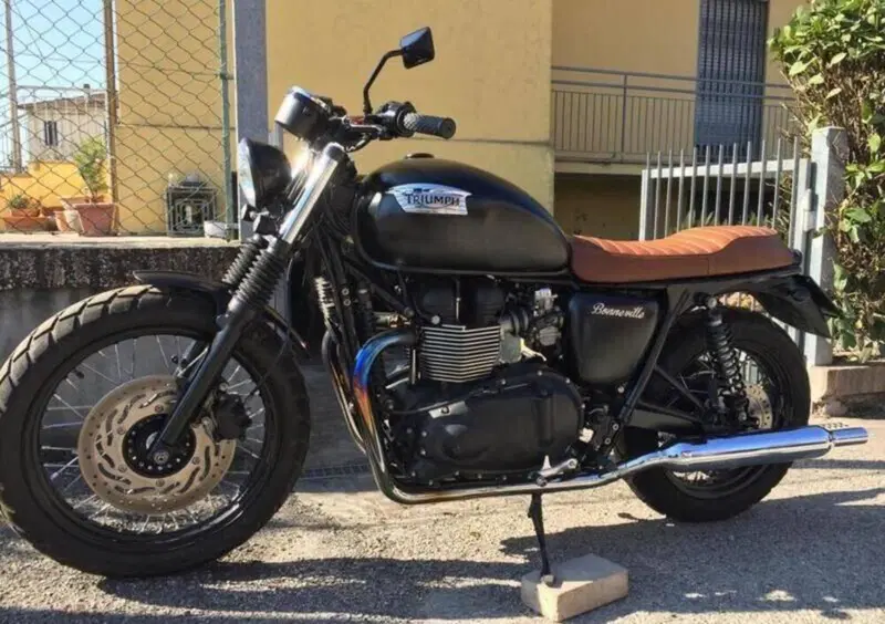 Triumph Bonneville T100 SE (2014)