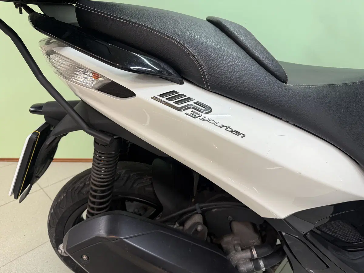 Piaggio Mp3 300 ie Yourban ERL/LT (2011 - 16) (4)