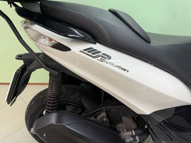 Piaggio Mp3 300 ie Yourban ERL/LT (2011 - 16) (4)