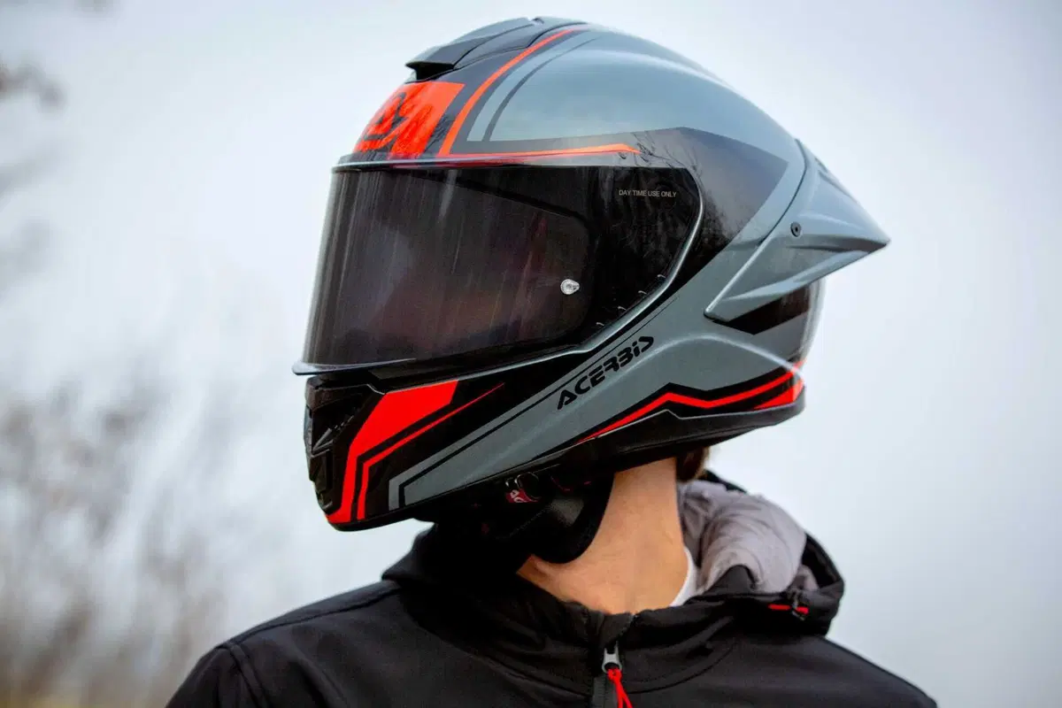 Tarmak-X è il nuovo casco integrale Acerbis