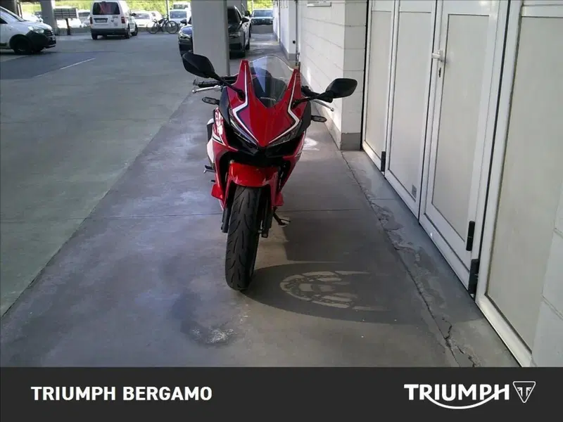 Honda CBR 500 R (2021) (5)