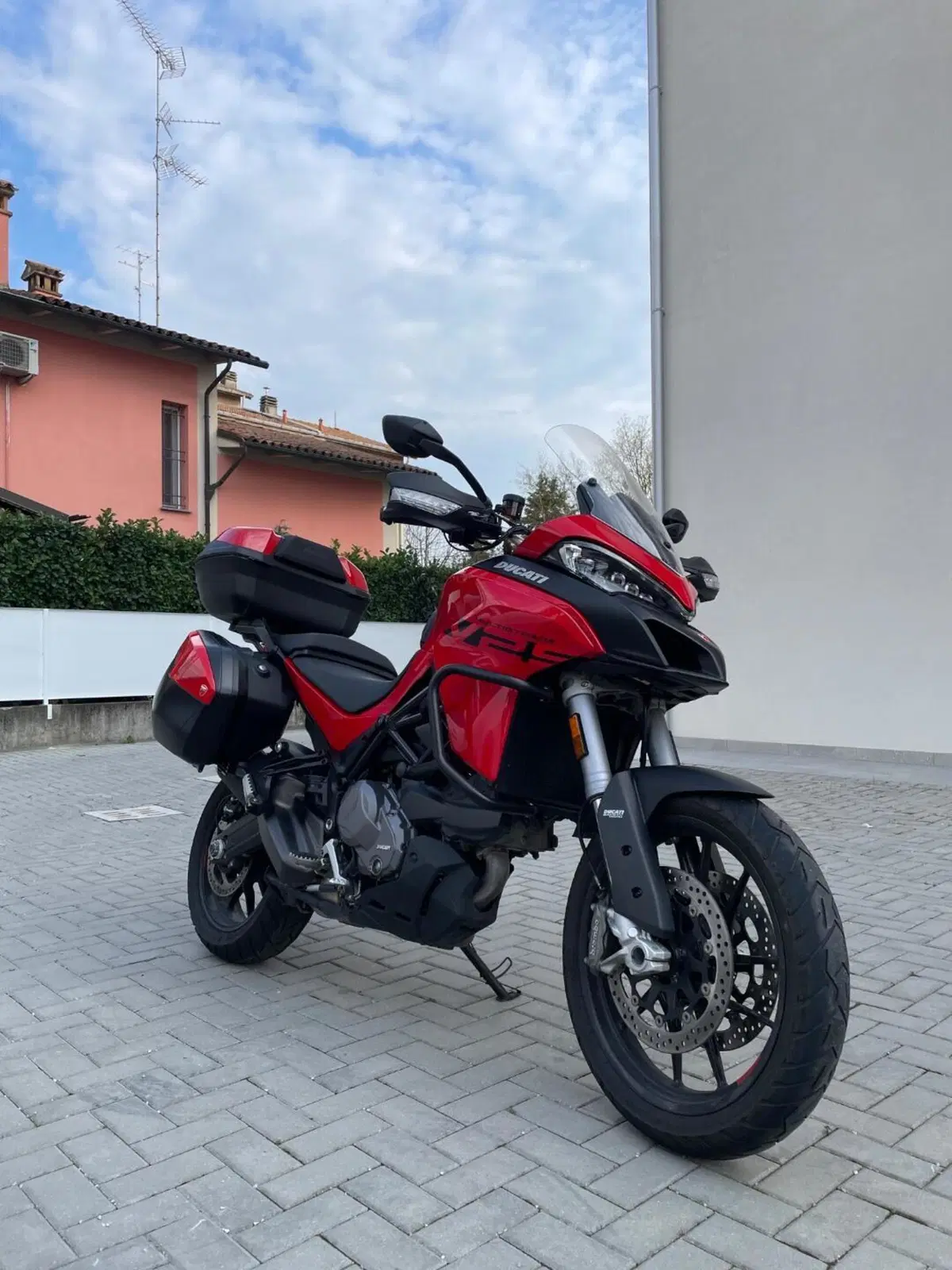 Ducati Multistrada V2 S (2022 - 24) (15)