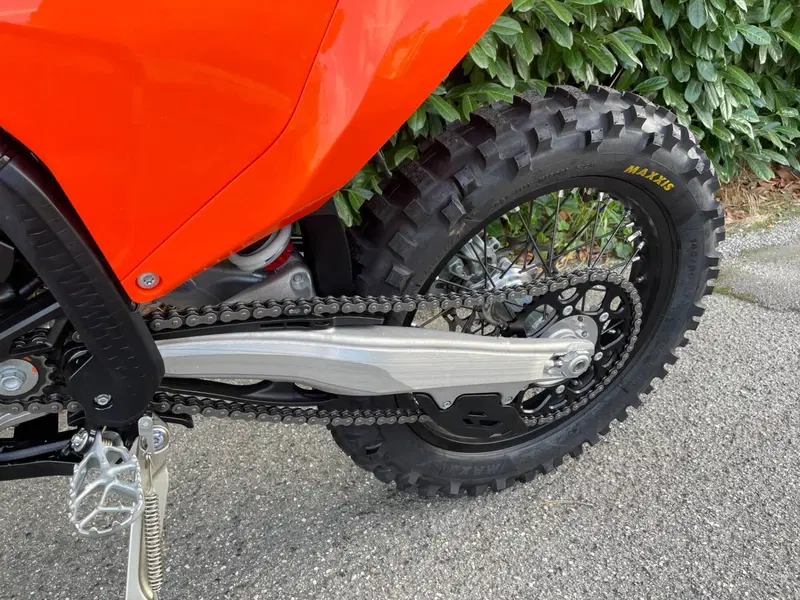 KTM 125 XC-W (2025) (11)