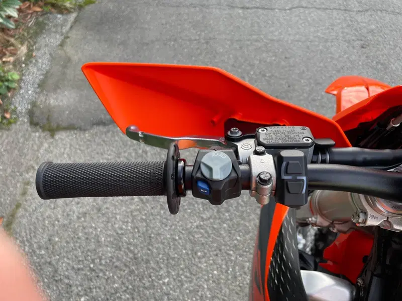KTM 125 XC-W (2025) (13)