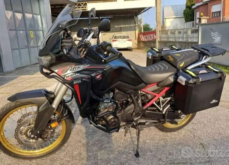 Honda Africa Twin CRF 1100L Travel Edition DCT (2020 - 21)