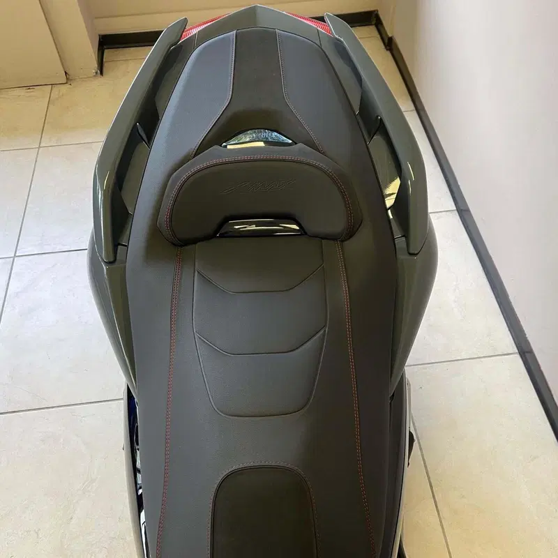 Yamaha X-Max 300 Tech Max (2021 - 24) (5)