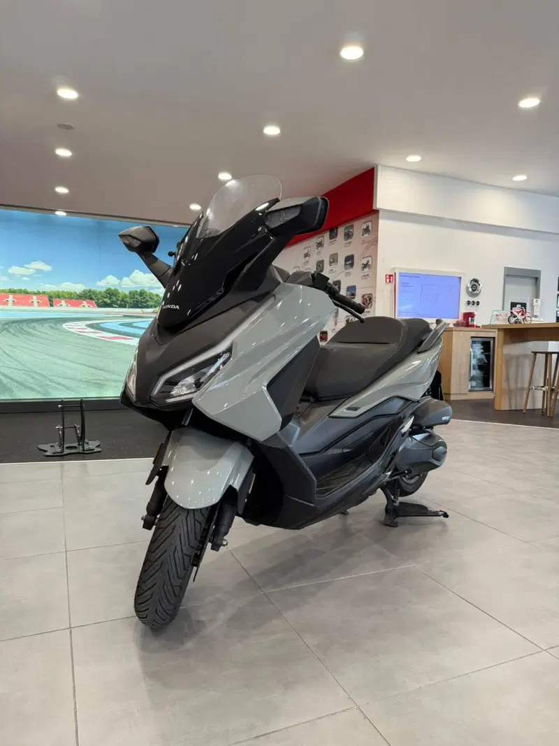 Honda Forza 350 (2025 - 26)