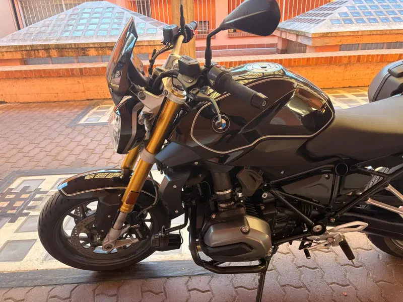 Bmw R 1200 R Black Edition (2017 - 18) (5)