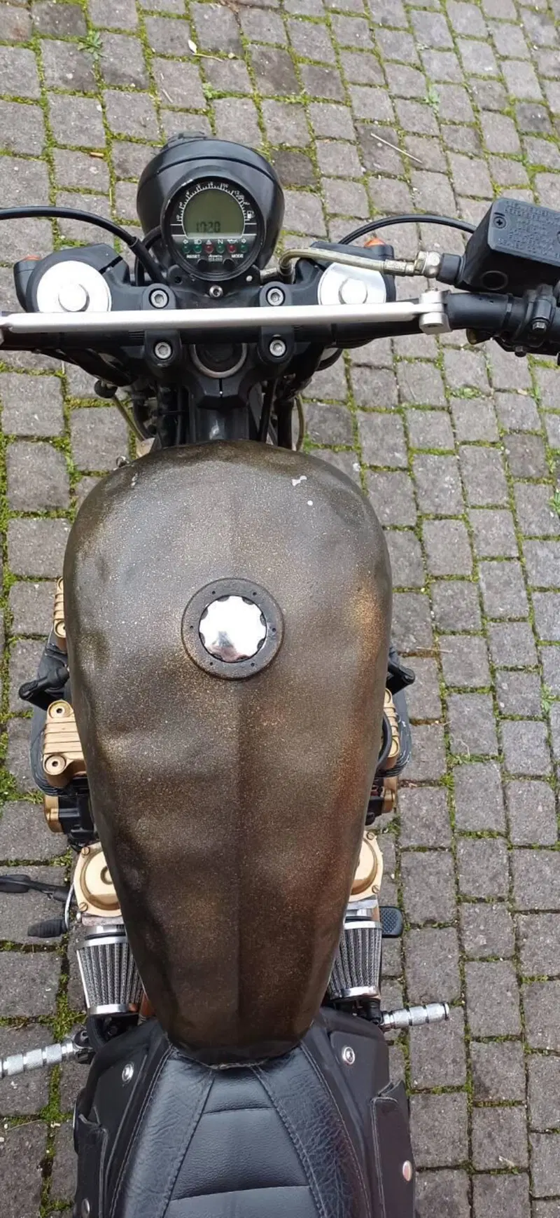 Yamaha XJ 750 (9)