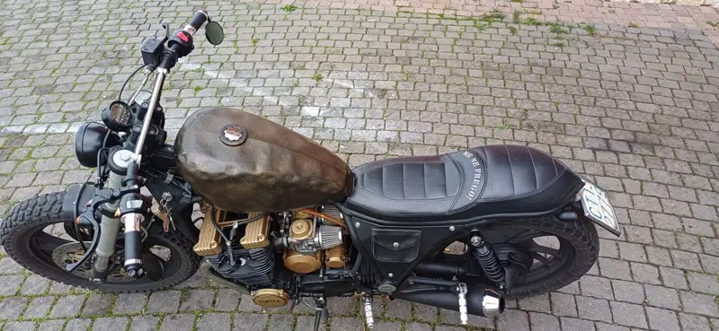 Yamaha XJ 750 (11)