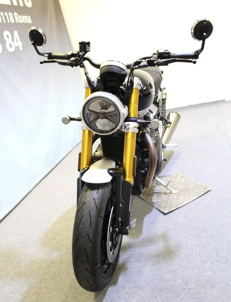 Triumph Speed Twin 1200 RS (2025 - 26) (18)