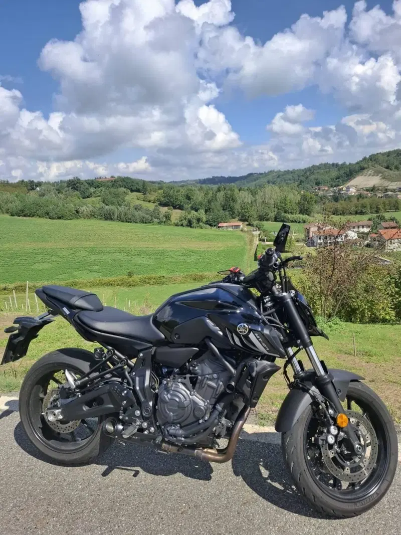 Yamaha MT-07 Pure (2023 - 25)