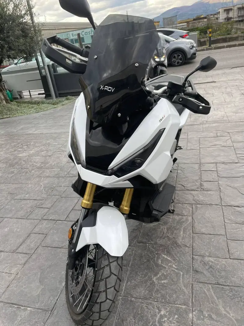 Honda X-ADV 750 (2025 - 26) (4)