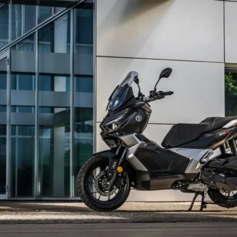Voge Sfida SR2 ADV (2026) (15)